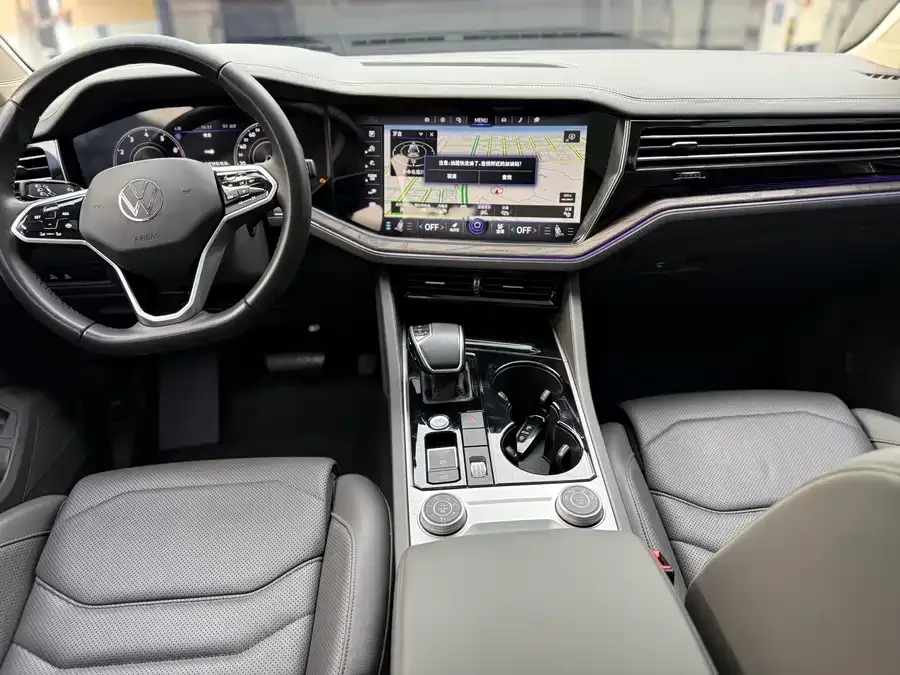 Volkswagen Touareg Touareg 2023 2.0TSI Ruishang Edition 2023 — миниатюра 2