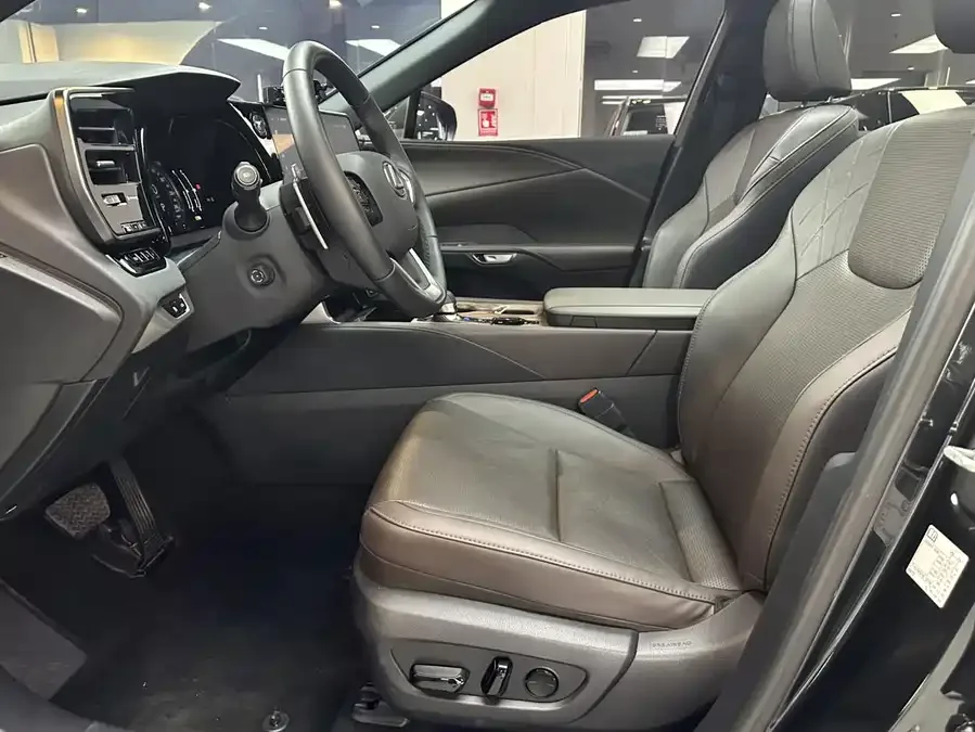 Lexus RX 2025 350h 4WD Pure Edition 2025 — миниатюра 3