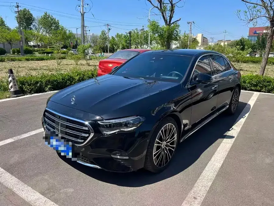 Mercedes-Benz E-Class 2025