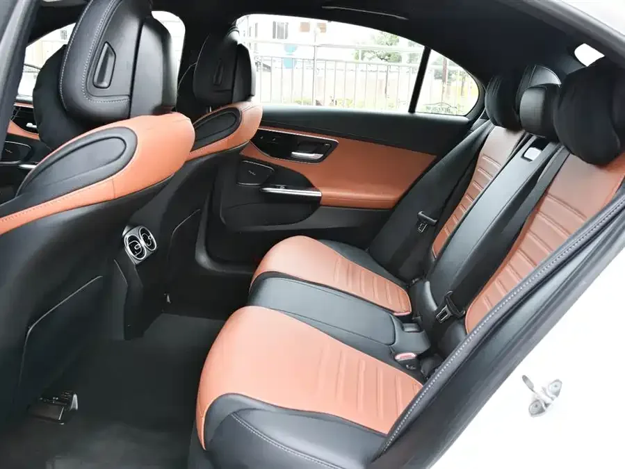 Mercedes-Benz Class C Mercedes-Benz C-Class 2024 C 260 L Sports Edition 2024 — миниатюра 5