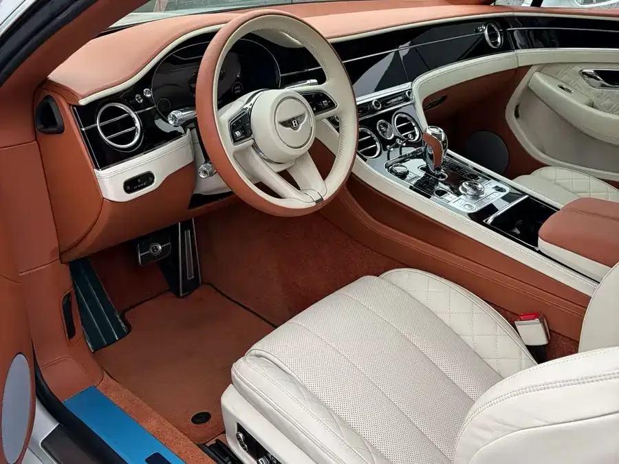 Bentley Continental 2020 Continental 4.0T GT V8 2022 — миниатюра 2