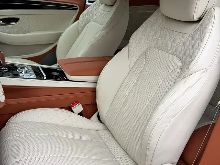Bentley Continental 2020 Continental 4.0T GT V8 2022 — миниатюра 4