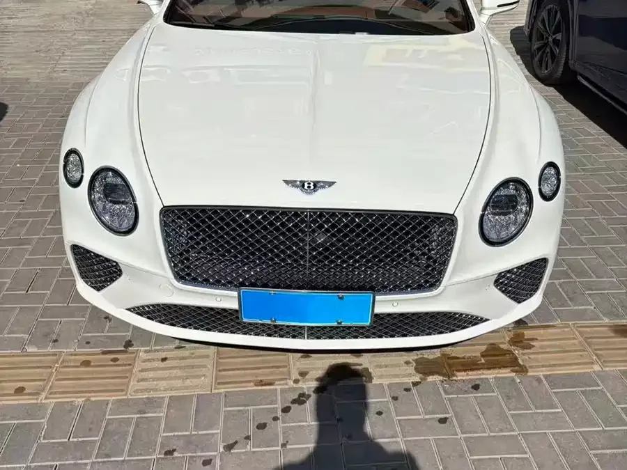 Bentley Continental 2020 Continental 4.0T GT V8 2022 — миниатюра 5