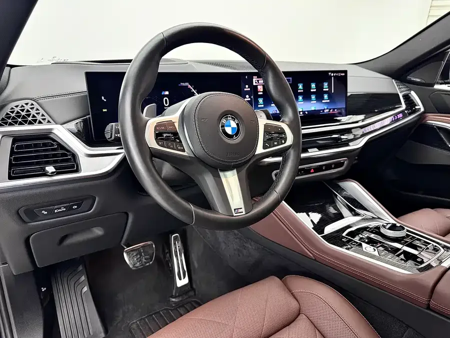 BMW X6 2023 xDrive40i Exclusive M Sports Package 2025 — миниатюра 5