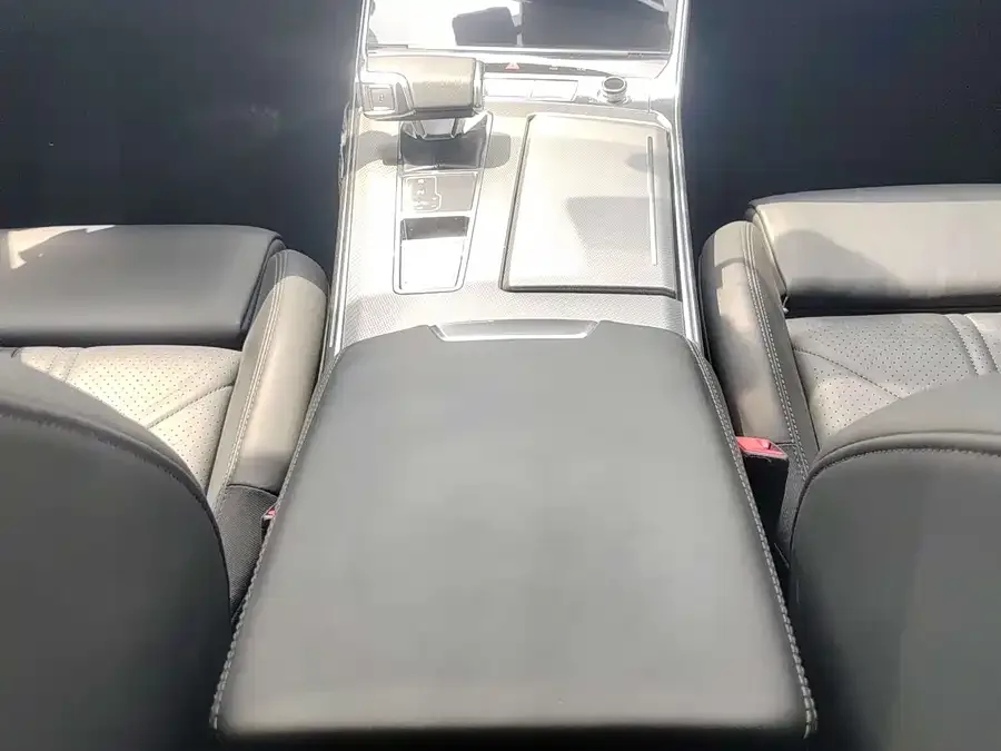 Audi A7 2024 45 TFSI Premium Edition 2023 — миниатюра 4