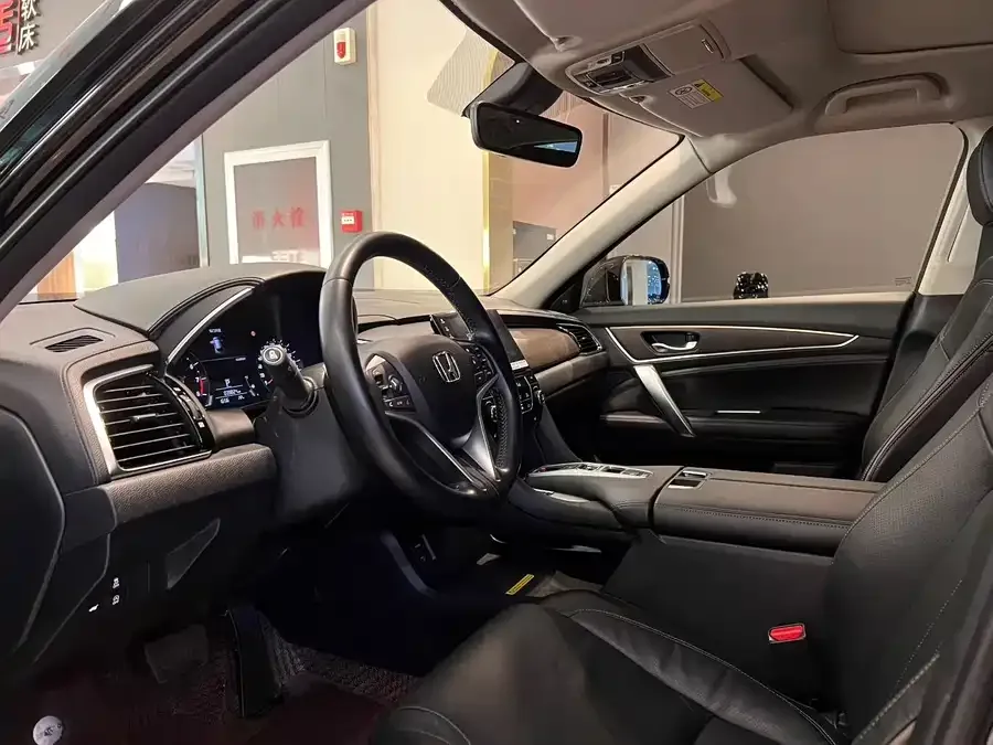 Honda Avancier 2020 Crown Road 370TURBO 4WD Premium Edition 2023 — миниатюра 4
