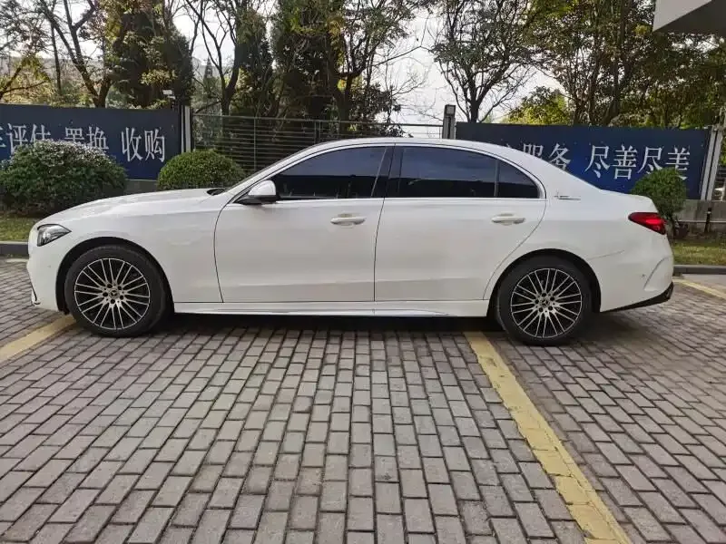 Mercedes-Benz Class C Mercedes-Benz C-Class 2025 C 260 L Sport Edition 2025 — миниатюра 3