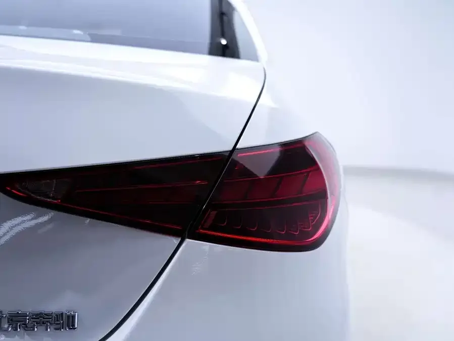 Mercedes-Benz Class C Mercedes-Benz C-Class 2024 C 260 L Sports Edition 2023 — миниатюра 4