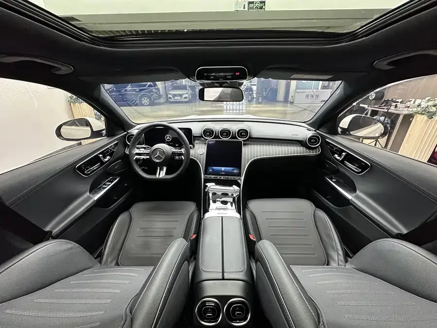 Mercedes-Benz Class C Mercedes-Benz C-Class 2023 C 260 L Sports Edition 2023 — миниатюра 3