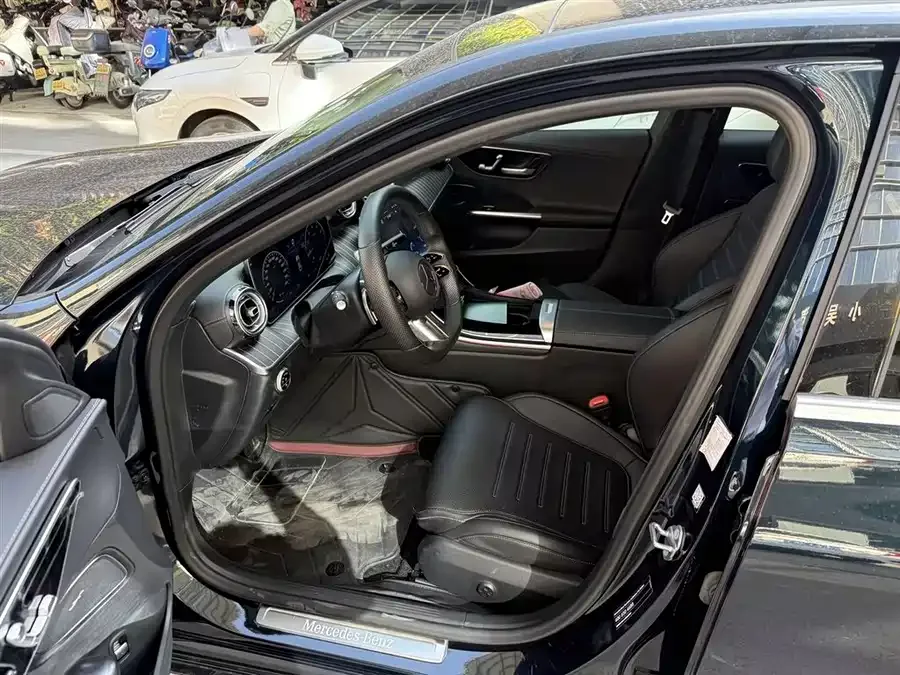 Mercedes-Benz Class C Mercedes-Benz C-Class 2022 facelift C 260 L sports version 2022 — миниатюра 4