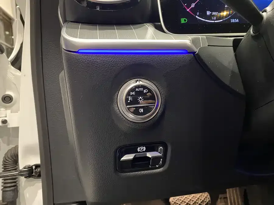 Mercedes-Benz Class C Mercedes-Benz C-Class 2024 facelift C 260 L Haoye Sports Edition 2024 — миниатюра 2