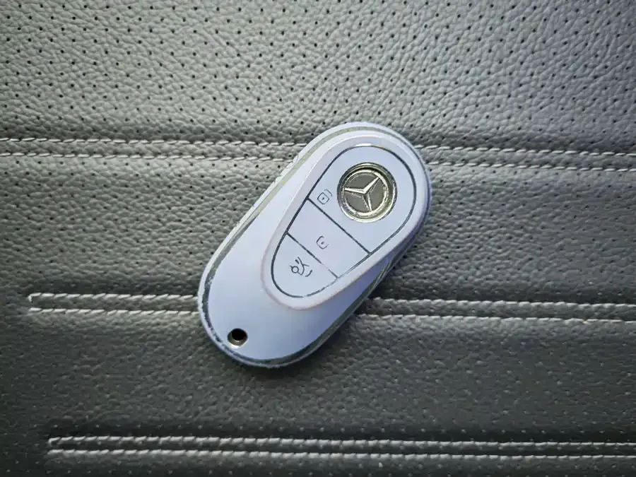 Mercedes-Benz Class C Mercedes-Benz C-Class 2023 Model II C 260 L Sports Edition 2024 — миниатюра 4