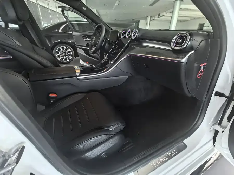 Mercedes-Benz Class C Mercedes-Benz C-Class 2024 C 260 L Haoye Sports Edition 2026 — миниатюра 4