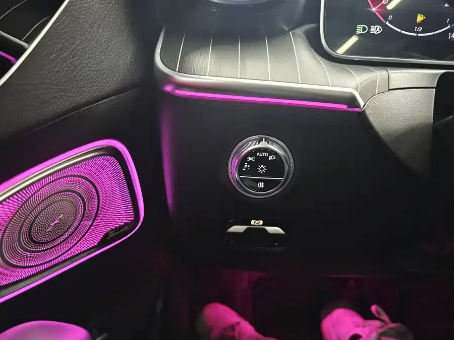Mercedes-Benz Class C Mercedes-Benz C-Class 2024 C 260 L Haoye Sports Edition 2024 — миниатюра 4