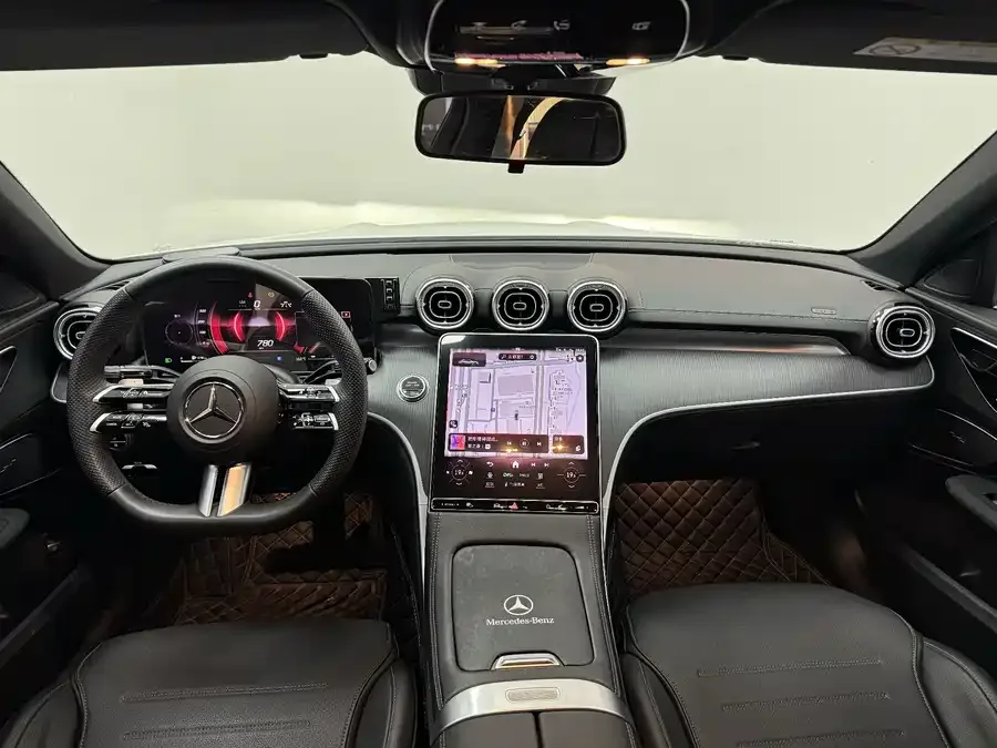 Mercedes-Benz Class C Mercedes-Benz C-Class 2024 C 260 L Sports Edition 2024 — миниатюра 4