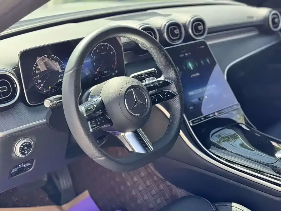 Mercedes-Benz Class C Mercedes-Benz C-Class 2024 C 260 L Sports Edition 2024 — миниатюра 3