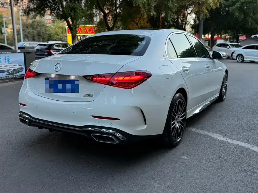 Mercedes-Benz Class C Mercedes-Benz C-Class 2024 C 260 L Sports Edition 2024 — миниатюра 4