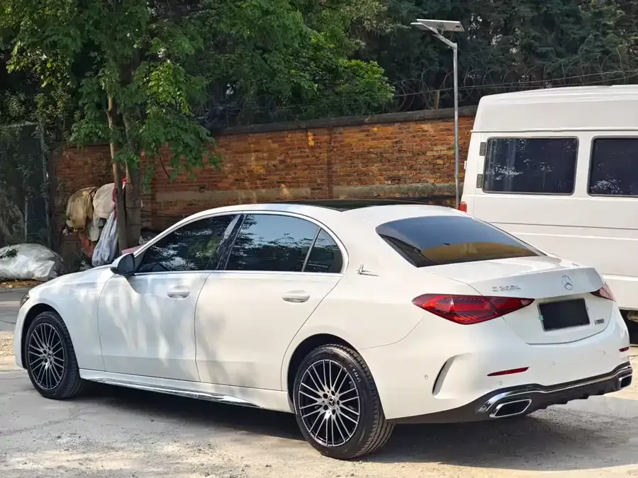 Mercedes-Benz Class C Mercedes-Benz C-Class 2024 C 260 L Sports Edition 2024 — миниатюра 3