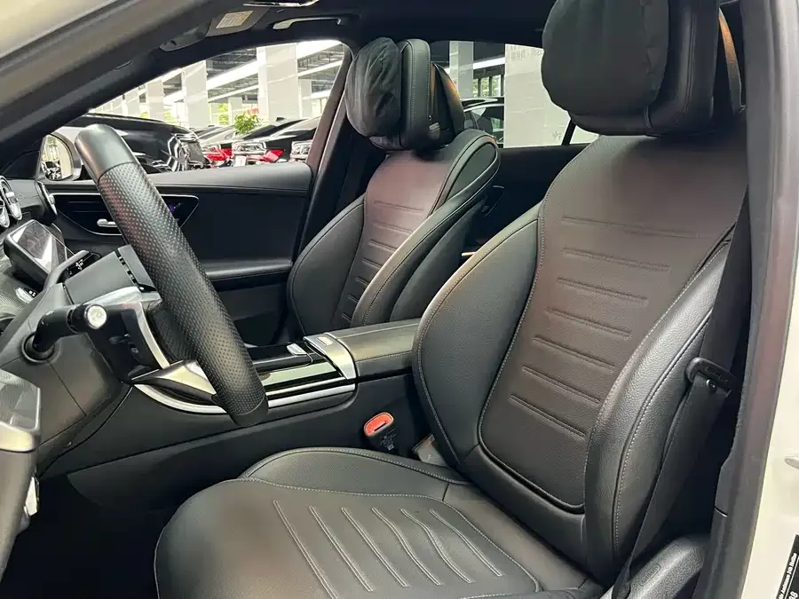 Mercedes-Benz Class C Mercedes-Benz C-Class 2024 C 260 L Sports Edition 2024 — миниатюра 3