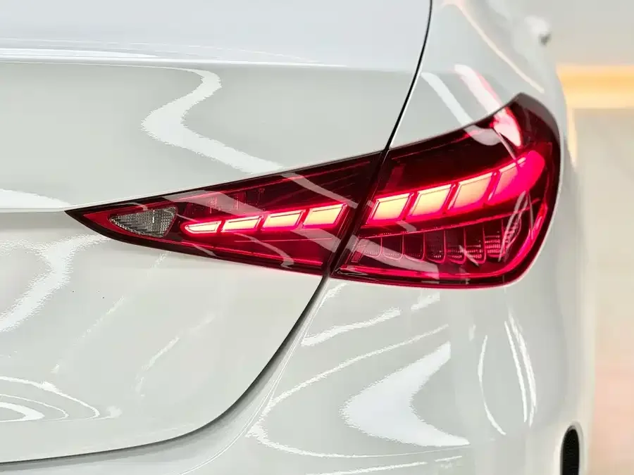 Mercedes-Benz Class C Mercedes-Benz C-Class 2024 C 260 L Sports Edition 2024 — миниатюра 5