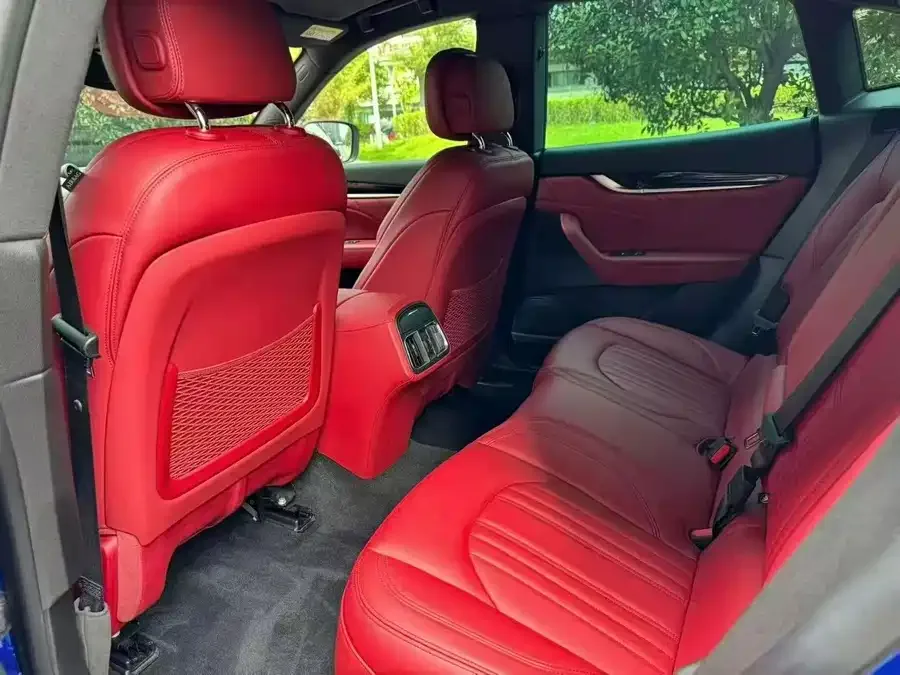 Maserati Levante Levante 2022 2.0T GT Edge Edition 2022 — миниатюра 2