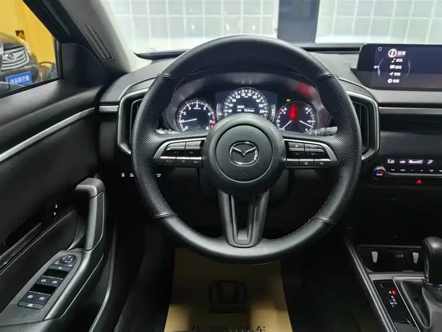 Mazda CX-50 Mazda CX-50 also available for 2023 2.0L Leading Edition 2024 — миниатюра 4