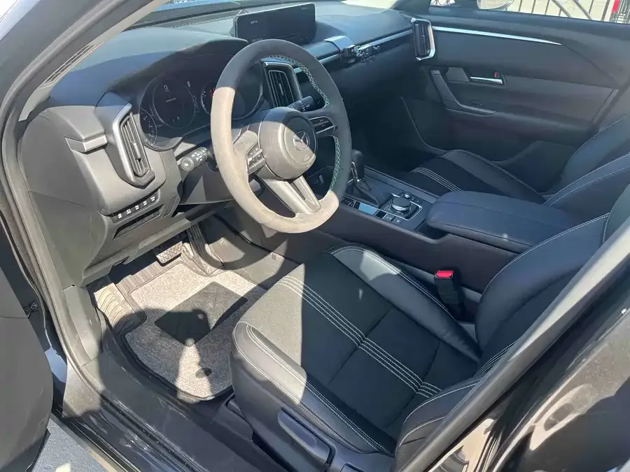 Mazda CX-50 Mazda CX-50 also available for 2023 2.0L Leading Edition 2024 — миниатюра 4