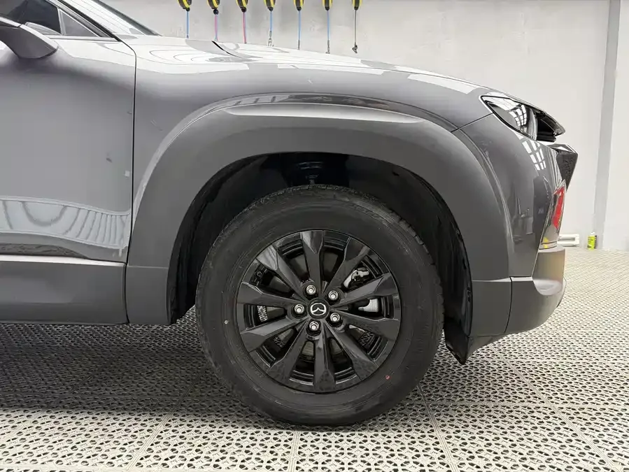 Mazda CX-50 Mazda CX-50 also available for 2023 2.0L Leading Edition 2023 — миниатюра 3
