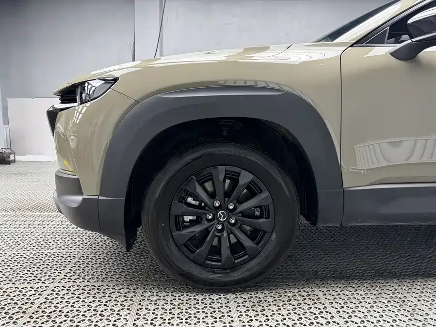 Mazda CX-50 Mazda CX-50 also available for 2023 2.0L Leading Edition 2023 — миниатюра 3