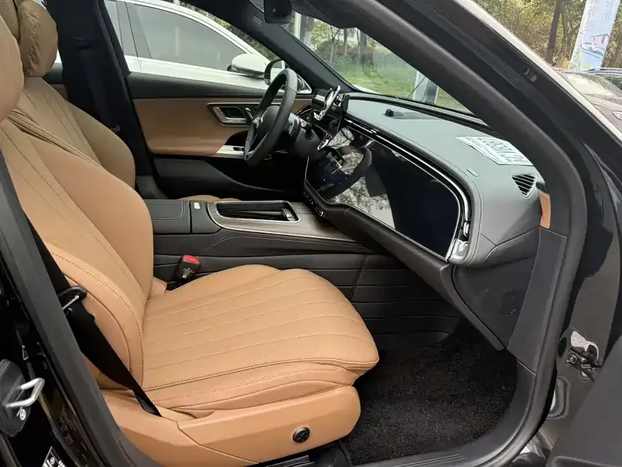 Mercedes-Benz E-Class Mercedes-Benz E-Class 2025 E 300 L Luxury Edition 2025 — миниатюра 5