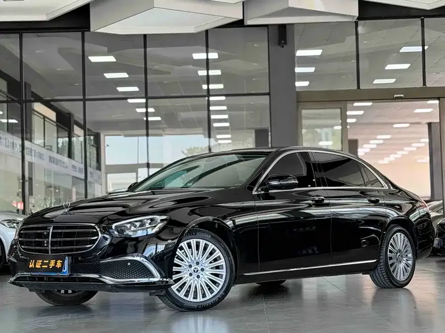 Mercedes-Benz E-Class 2023
