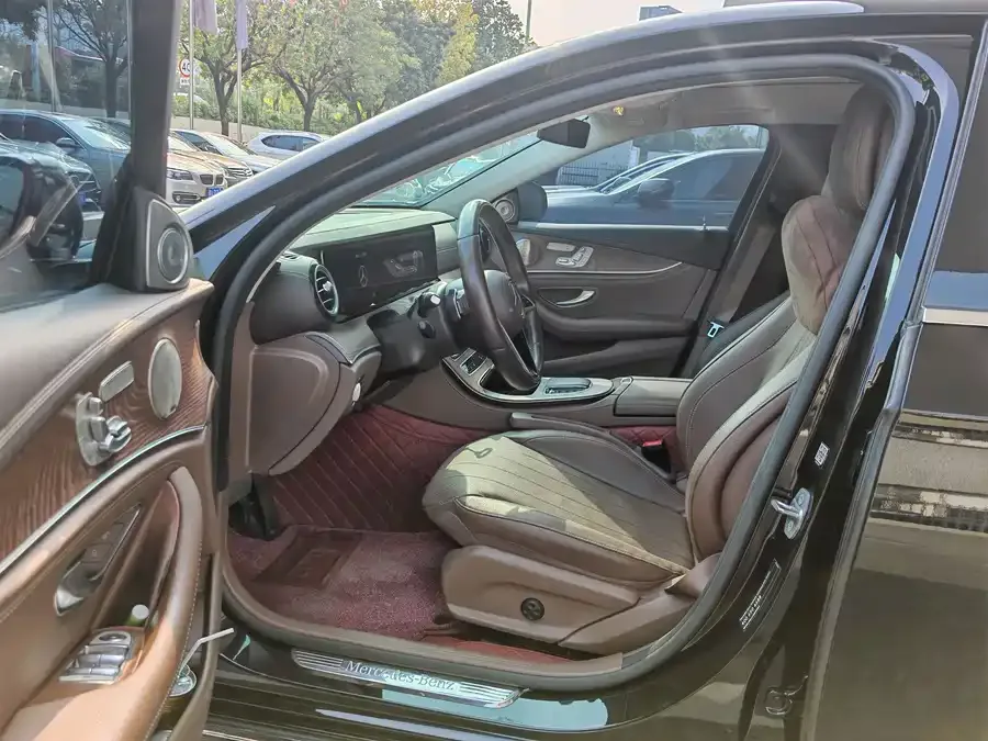 Mercedes-Benz E-Class Mercedes-Benz E-Class 2022 E 300 L Luxury Edition 2022 — миниатюра 2