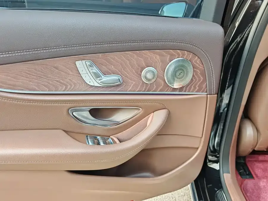 Mercedes-Benz E-Class Mercedes-Benz E-Class 2022 E 300 L Luxury Edition 2022 — миниатюра 3