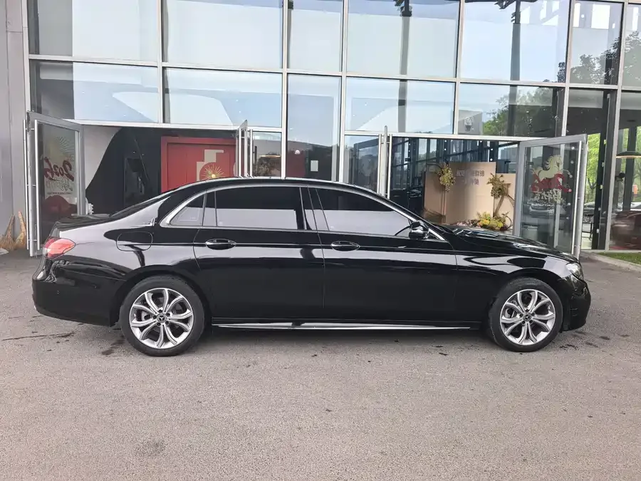 Mercedes-Benz E-Class Mercedes-Benz E-Class 2022 E 300 L Luxury Edition 2023 — миниатюра 3
