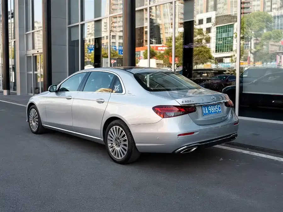 Mercedes-Benz E-Class Mercedes-Benz E-Class 2023 E 300 L Fashion Edition 2023 — миниатюра 2
