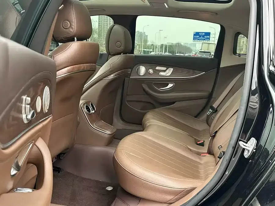 Mercedes-Benz E-Class Mercedes-Benz E-Class 2022 E 300 L Luxury Edition 2022 — миниатюра 3