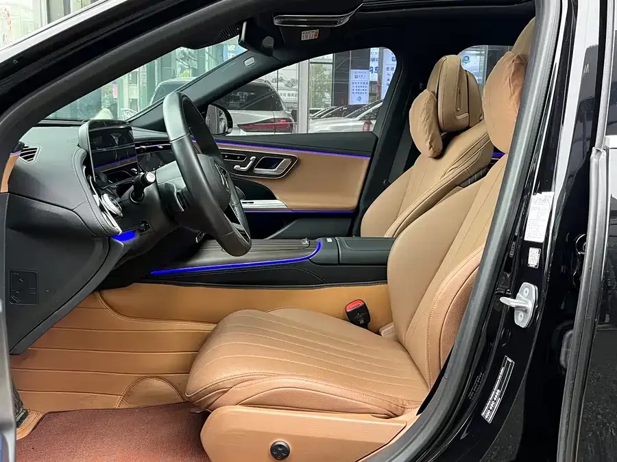 Mercedes-Benz E-Class Mercedes-Benz E-Class 2024 E 300 L Luxury Edition 2024 — миниатюра 2