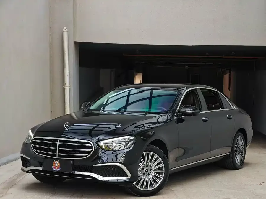 Mercedes-Benz E-Class 2023