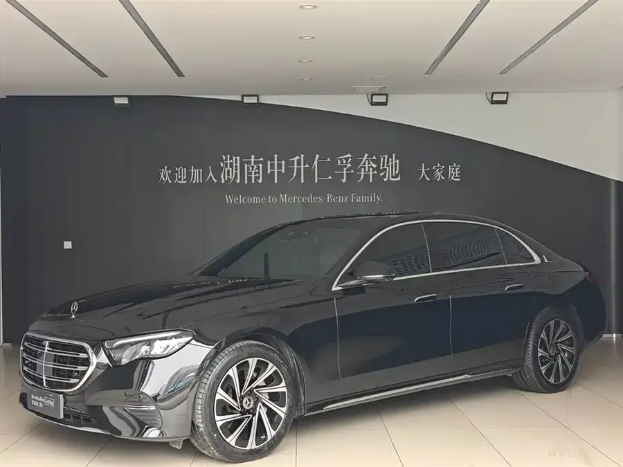Mercedes-Benz E-Class 2025