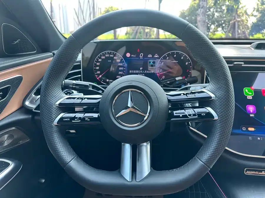 Mercedes-Benz E-Class Mercedes-Benz E-Class 2025 facelift E 300 L luxury sports model 2025 — миниатюра 3