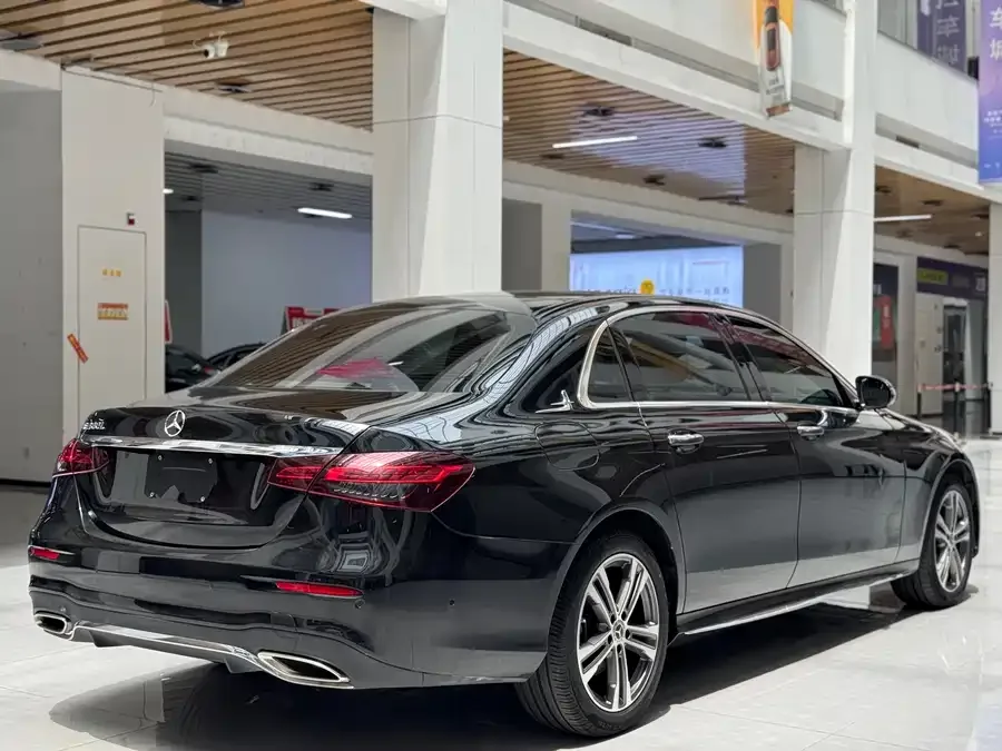 Mercedes-Benz E-Class Mercedes-Benz E-Class 2022 E 260 L Sports Edition 2022 — миниатюра 2
