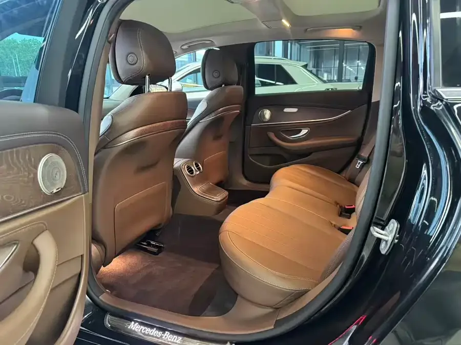 Mercedes-Benz E-Class Mercedes-Benz E-Class 2022 Model 2 E 260 L 2022 — миниатюра 2