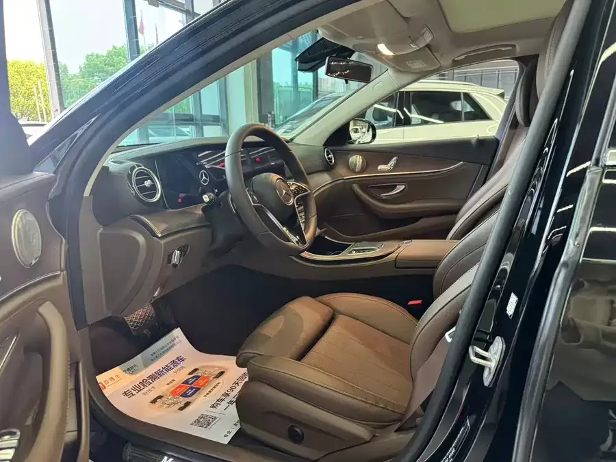 Mercedes-Benz E-Class Mercedes-Benz E-Class 2022 Model 2 E 260 L 2022 — миниатюра 4