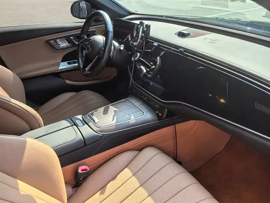 Mercedes-Benz E-Class Mercedes-Benz E-Class 2024 E 300 L Luxury Edition 2024 — миниатюра 4