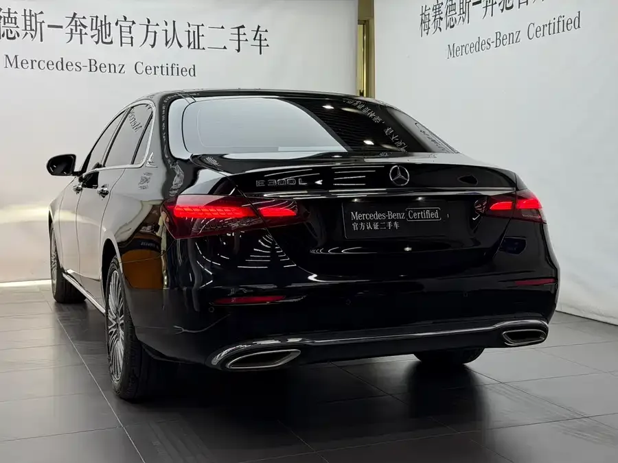 Mercedes-Benz E-Class Mercedes-Benz E-Class 2023 facelift E 300 L Luxury Edition 2023 — миниатюра 4