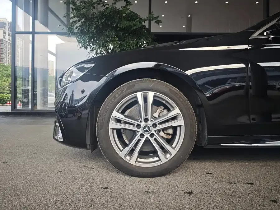 Mercedes-Benz E-Class Mercedes-Benz E-Class 2023 E 260 L Sports 2023 — миниатюра 4
