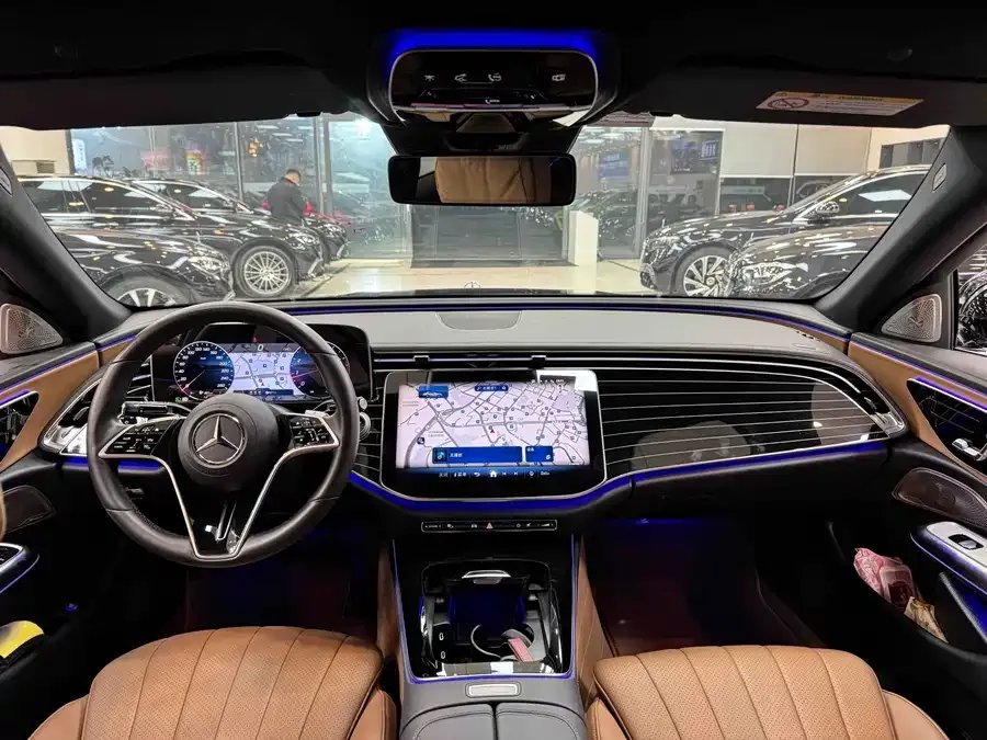 Mercedes-Benz E-Class Mercedes-Benz E-Class 2024 facelift E 260 L 2024 — миниатюра 3