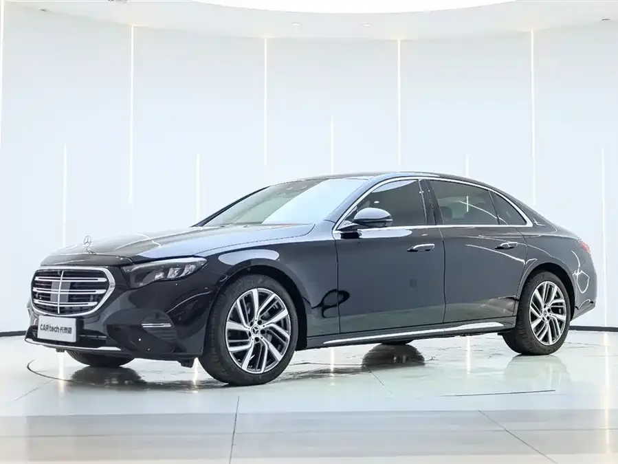 Mercedes-Benz E-Class 2024
