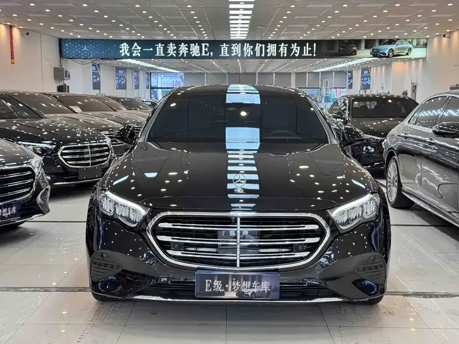 Mercedes-Benz E-Class 2024