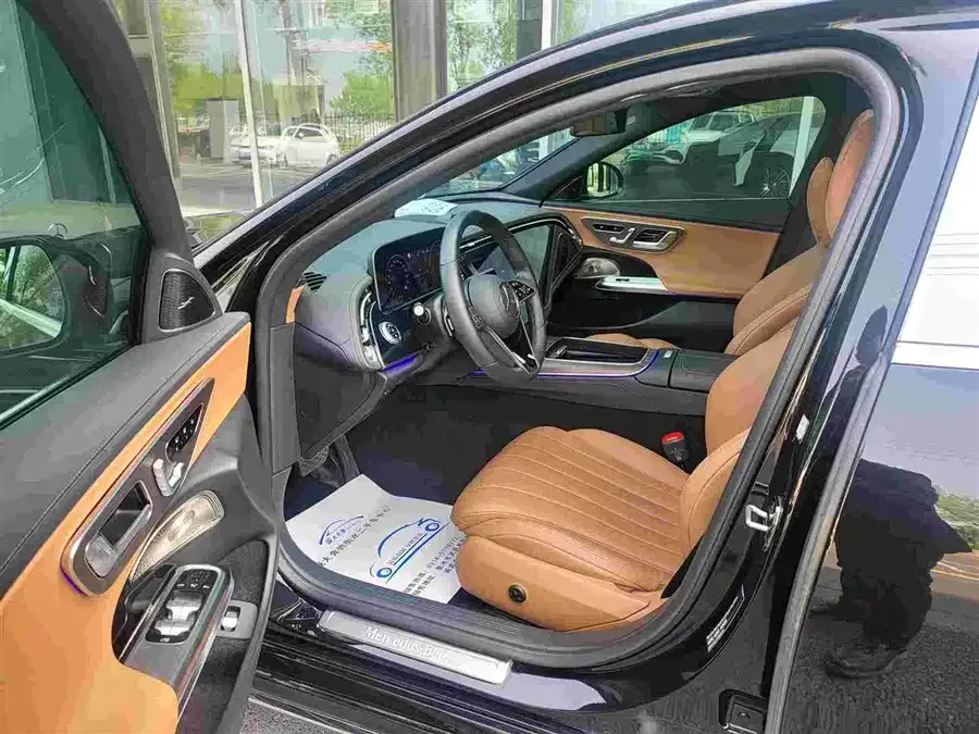Mercedes-Benz E-Class Mercedes-Benz E-Class 2024 E 300 L Luxury Edition 2024 — миниатюра 2